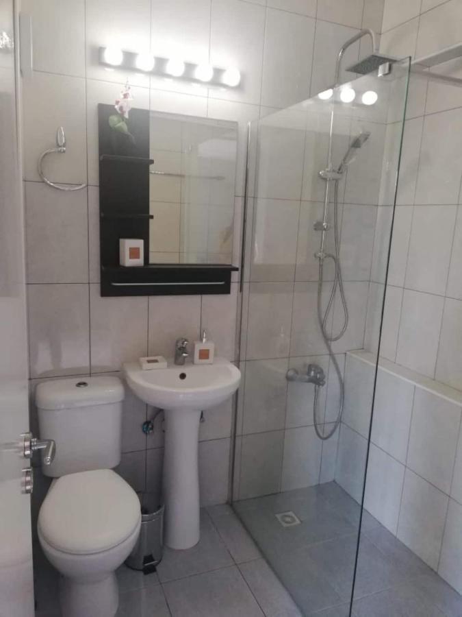 Cozy 1 Bedroom Apartment Close To The Beach Paphos Exterior foto